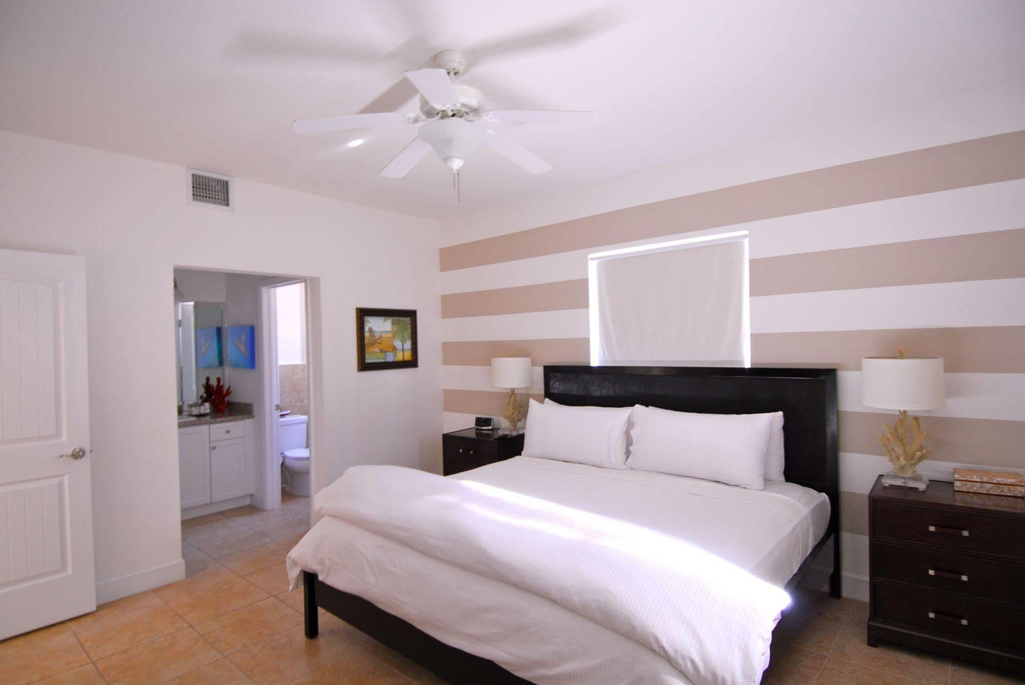 Resorts World Bimini Bailey Town  Exterior photo